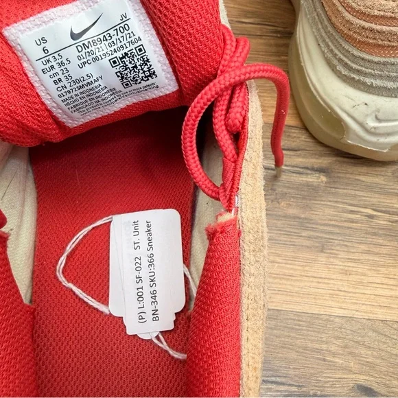 Nike women’s Size 6  Air Max 97 'Sisterhood sneakers - Picture 9 of 9